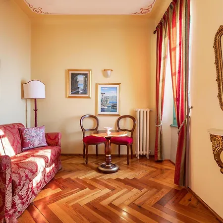 Boutique Sostaga 5*