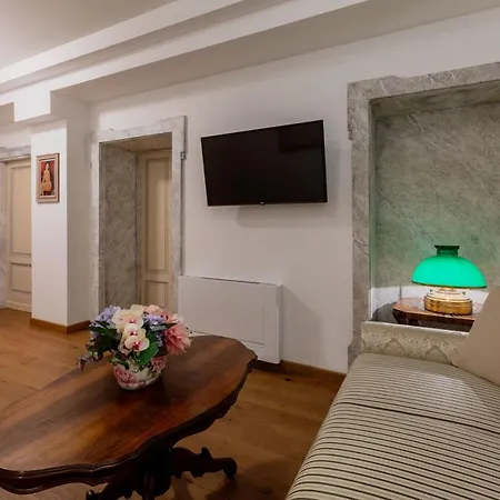 Boutique Sostaga Gargnano