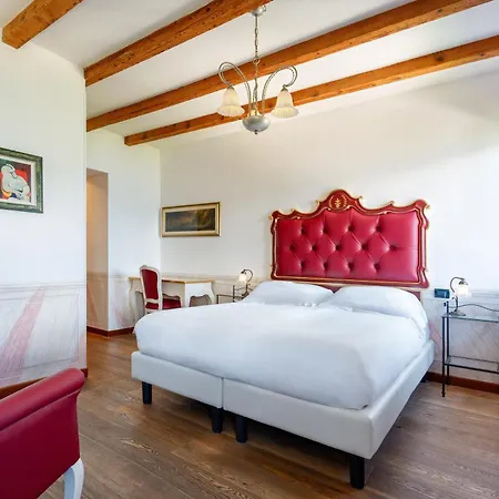 Boutique Sostaga 5*