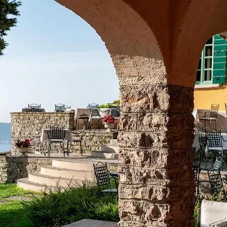 Hotel Boutique Sostaga Gargnano
