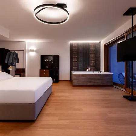 Hotel Boutique Sostaga 5*