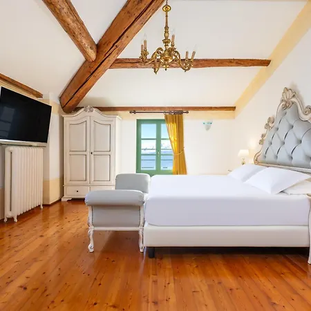 Hotel Boutique Sostaga Gargnano