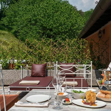 Boutique Sostaga Hotel Gargnano